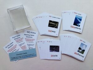 White cards with pictures of objects on them.